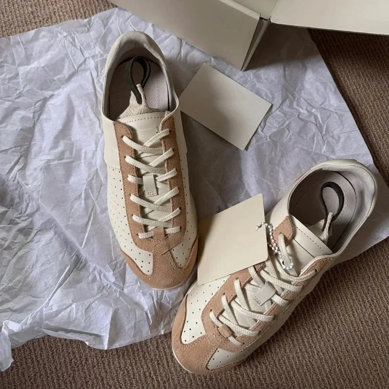 Sneakers Casual Sports Shoes for Women Lightweight Leather Breathable Shoes Women Flat White Tennis Shoes