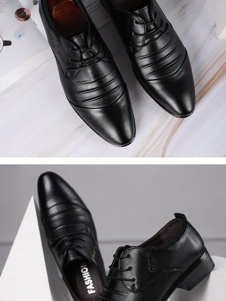 Zapatos de vestir de hombre de cuero negro con punta fina y un detalle sutil con pliegues en el empeine para uso formal.