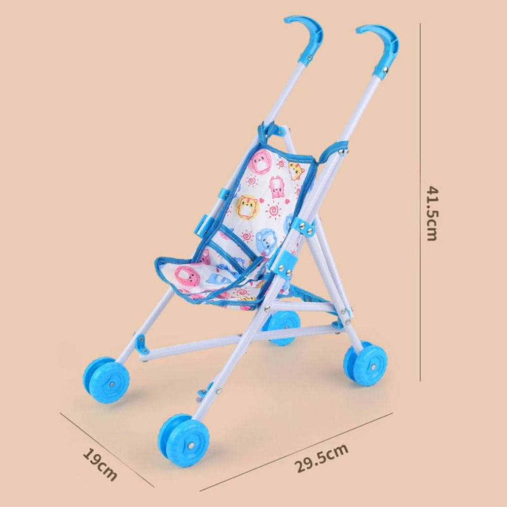 Blauer und weißer Plastikkinderwagen für Puppen mit gepolstertem Sitz aus gemustertem Stoff, der Cartoon-Tiermotive trägt, für fantasievolles Spiel.