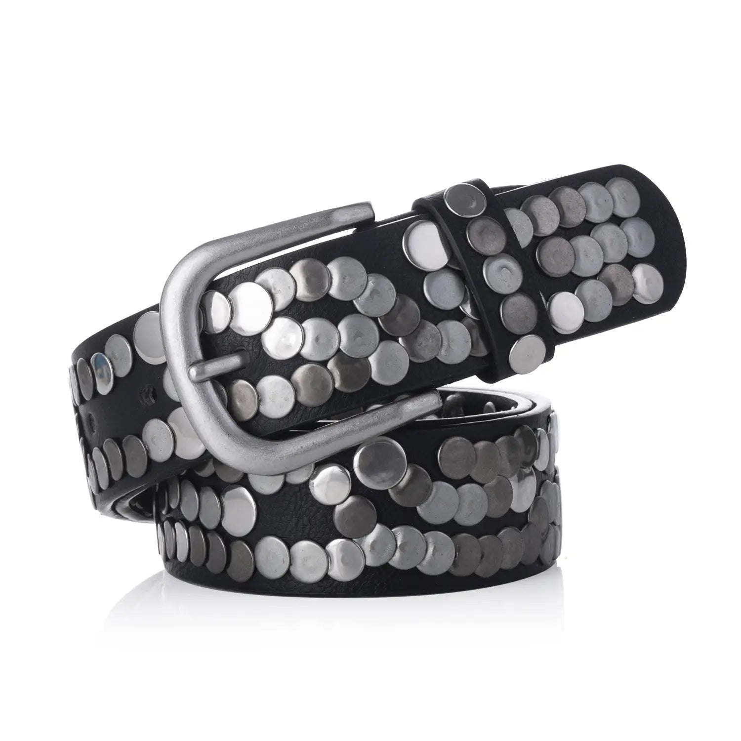 Ceinture punk en cuir noir pour femmes, présentant des rangées de clous circulaires à tons argentés et une boucle métallique assortie.