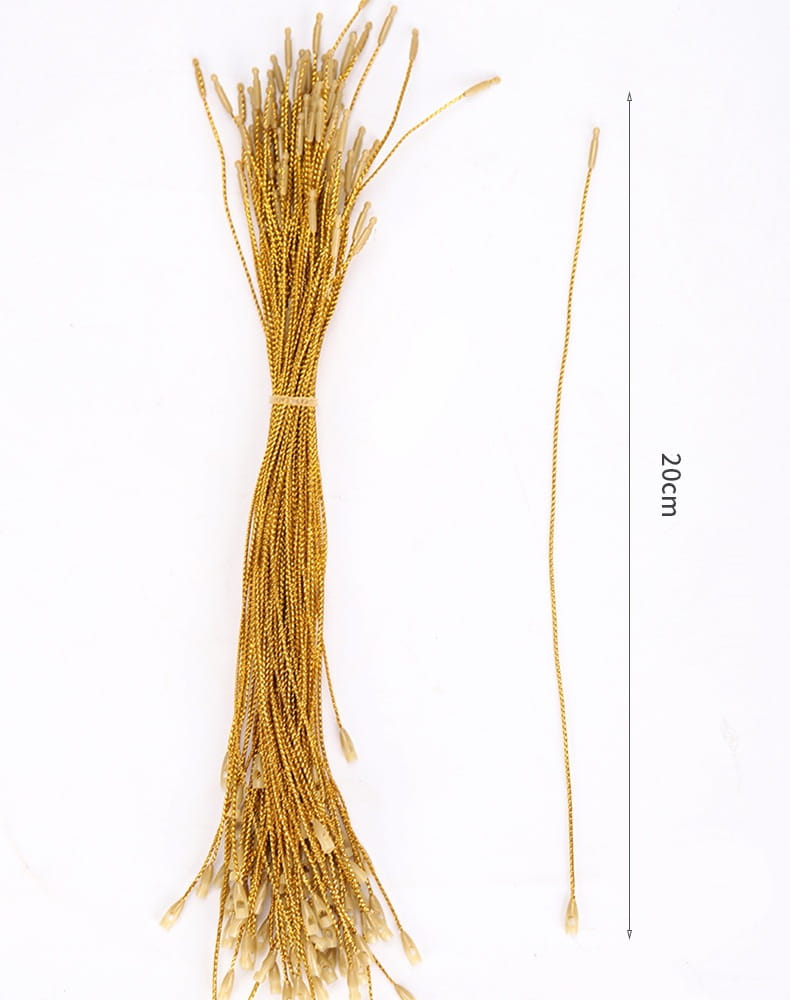 metallische Aufhängeseile für Weihnachtsbaum-Ornamente mit goldfarbenen geflochtenen Reißverschluss-Zuglaschen, mit strukturierter, gedrehter Ausführung und kleinen Metallspitzen.