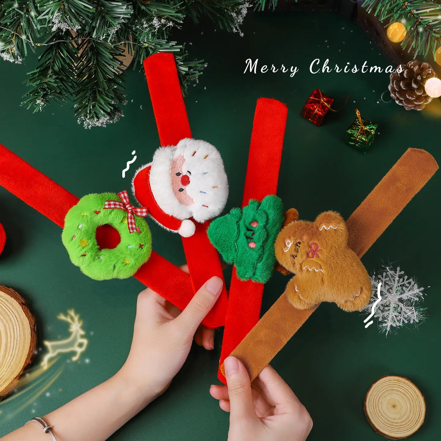 Pulseras tipo eslogan navideñas esponjosas para niños, con diseños de Santa, una corona y un hombre de jengibre en tejido suave.