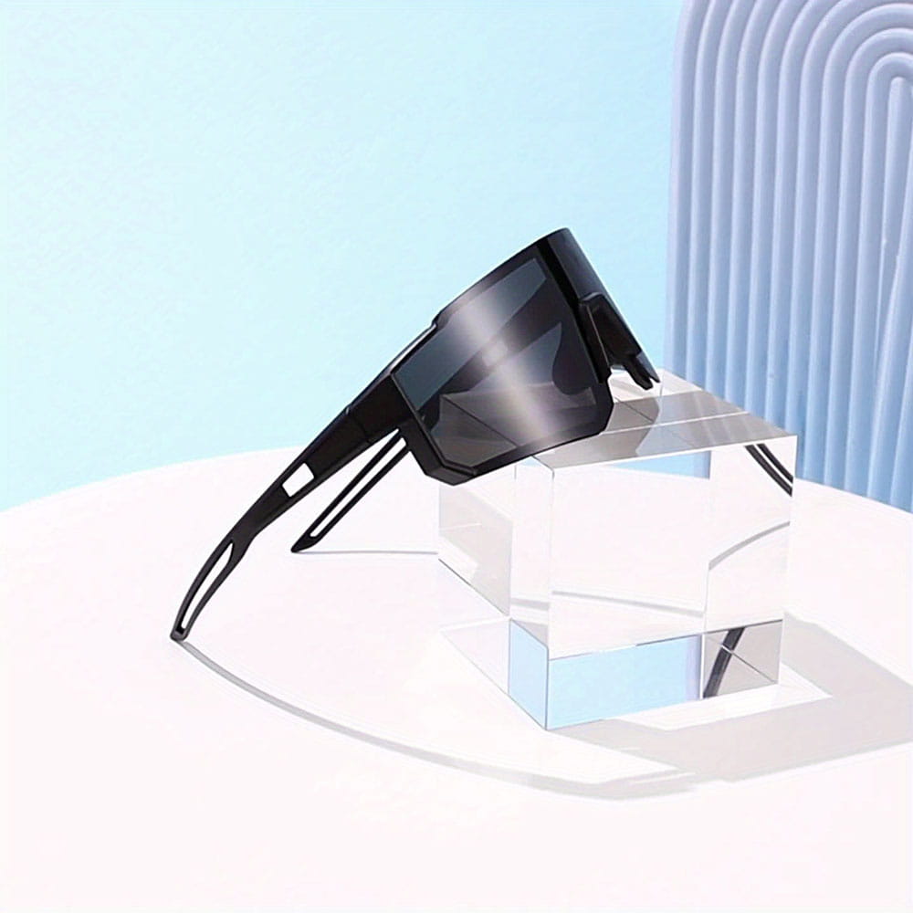 Men oversized cycling sunglasses with black polycarbonate angular frame and dark gradient lenses suitable for wear sunglasses in various applicable scenarios within the filter category of gradient lenses.