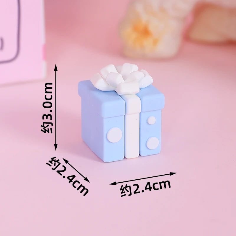 Valentine's Day Casual Wear Boys Girls Cake Decoration Cartoon Personality Couple Confession Doll for Birthday Cake Toppers