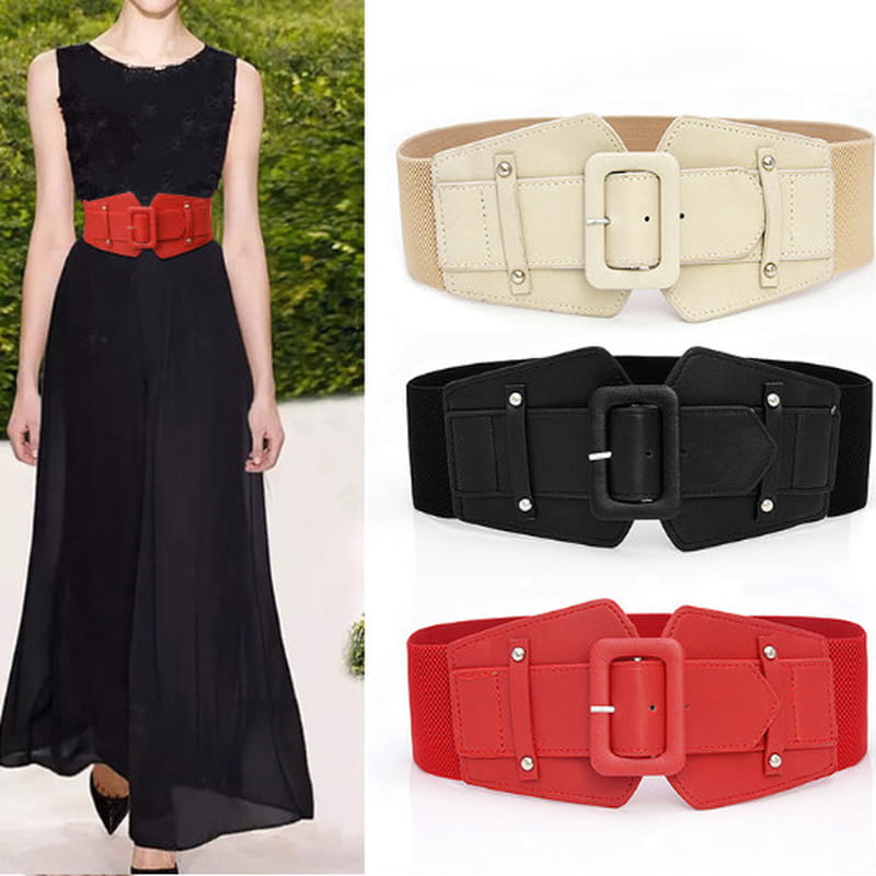 Ceinture de robe élastique large pour femme, rouge, avec boucle rectangulaire et quincaillerie à tonalité argent, conçue comme ceinture de mode.
