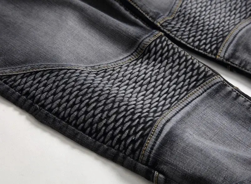 Jeans de moto pour hommes en denim gris foncé, avec un panneau en mesh tissé texturé sur la cuisse et un design coupe slim délavée.