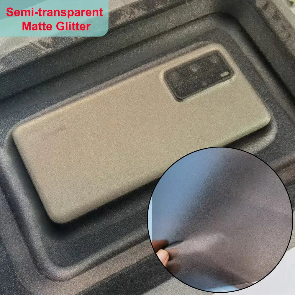 Funda para teléfono con purpurina mate semitransparente en un tono beige suave, con acabado texturizado sutil, mostrada en el reverso, adecuada para el uso con una máquina de laminación al vacío de película para teléfonos móviles, reduciendo el costo de envío.