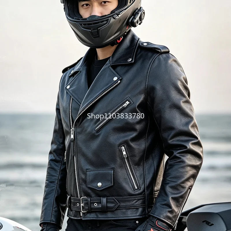 Veste de motard en cuir pour hommes noire, réalisée en cuir noir, avec des fermetures éclair argentées et des boutons-pression.