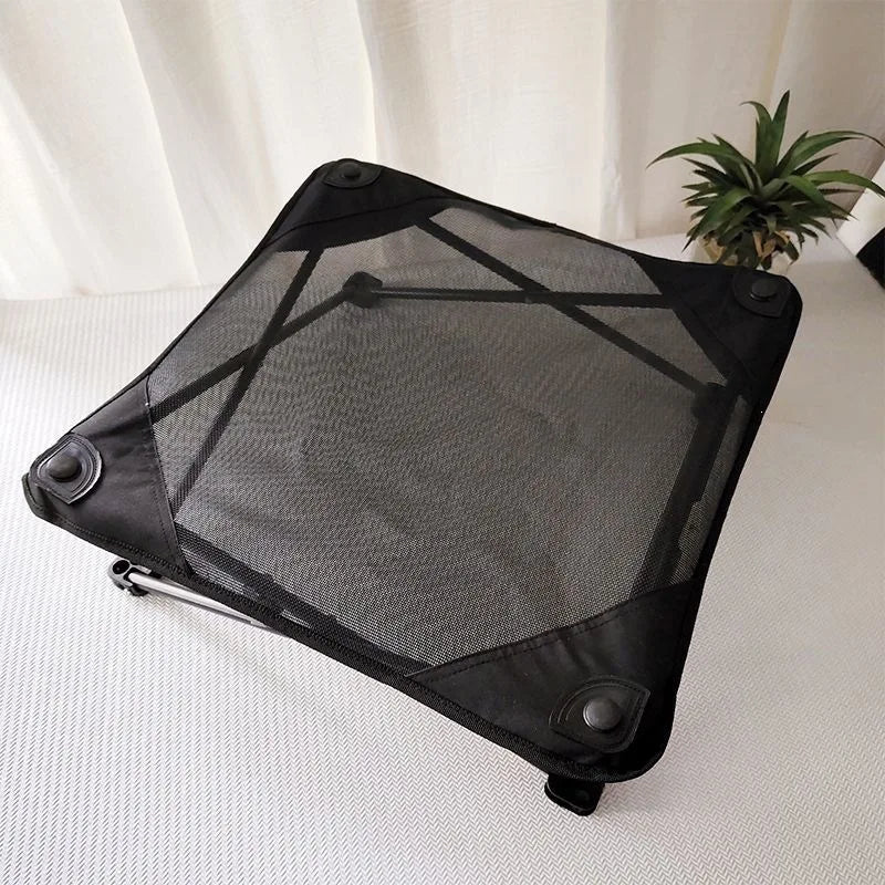 Outdoor Folding Pet Bed Raised Dog Bed for Cats and Dogs Portable Travel Camping Elevated Dog Cot Moisture Proof All Season
