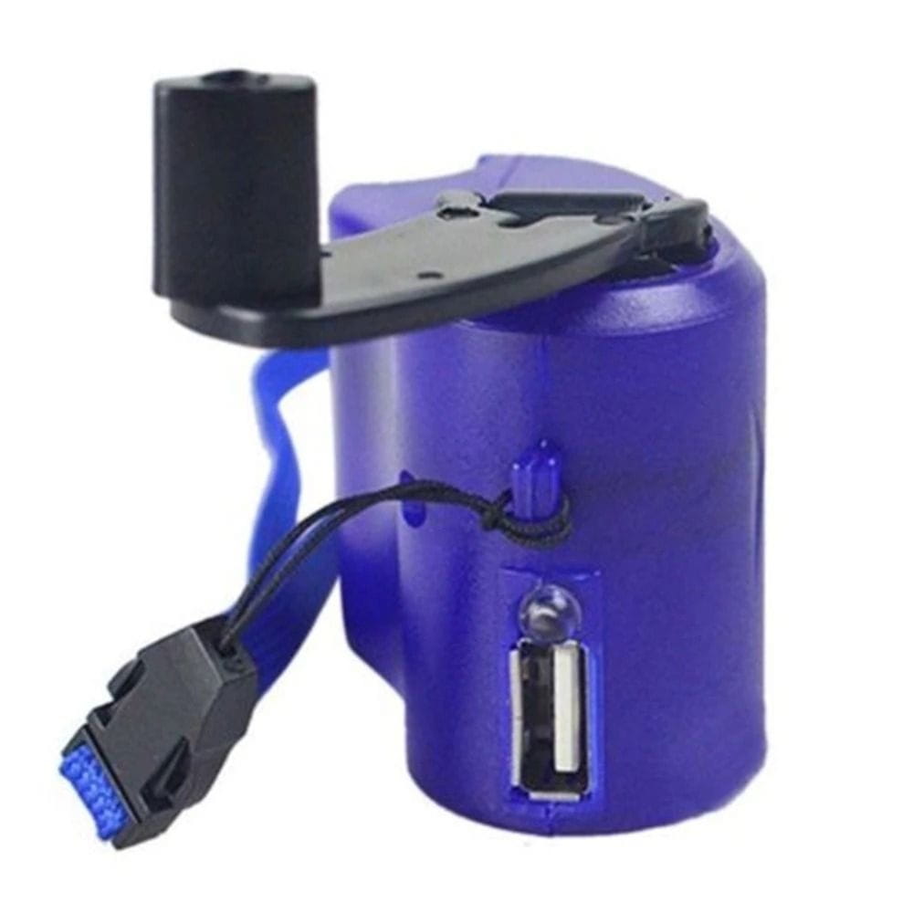 Lila zylindrische Notladegerät-Handkurbel-USB-Powerbank mit schwarzen Kunststoffkomponenten und USB-Anschluss für das manuelle Laden digitaler Geräte.