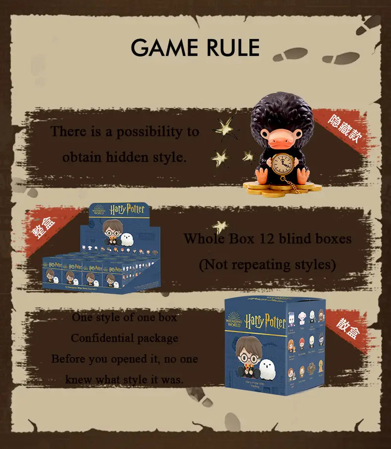 Figura tipo chibi de la caja ciega Pop Mart Harry Potter con cabello negro rizado, rostro redondo y nariz naranja, sosteniendo un reloj de bolsillo dorado ornamentado, como producto real.