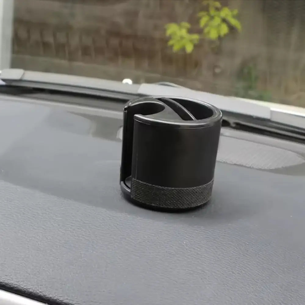 boîte de rangement pour organisateur de cartes et pièces de voiture en plastique noir, avec bande de prise texturée et conception pour porte-gobelet