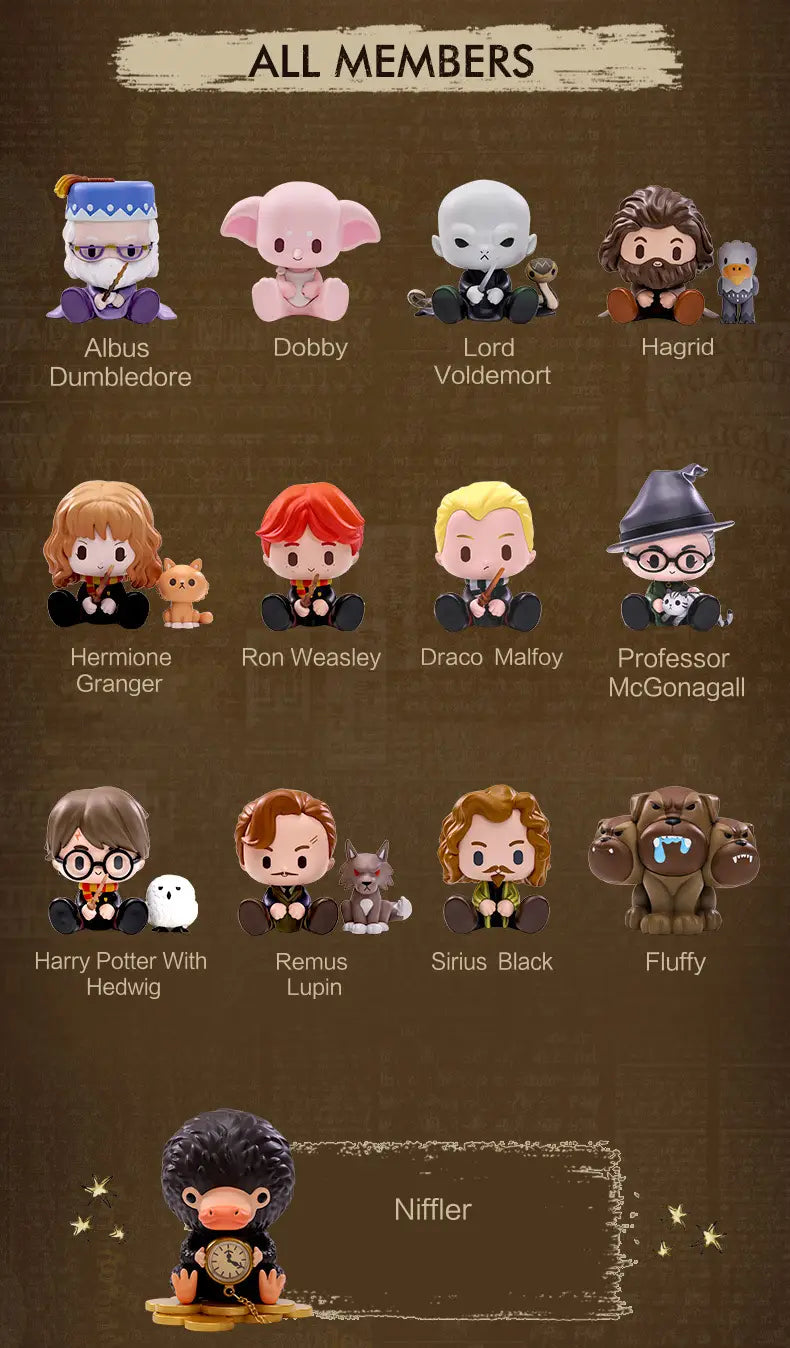 Producto real de la caja ciega Pop Mart Harry Potter que incluye una figura de niffler con pelaje negro y esponjoso, sosteniendo un reloj de bolsillo dorado sobre una base de madera.