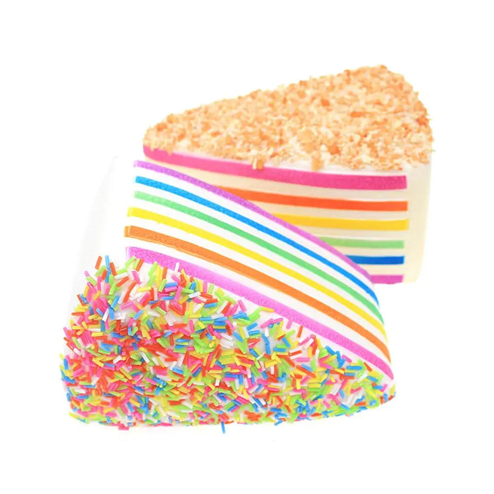 Jouet antistress à gâteau arc-en-ciel à rebond lent, en forme de tranche de gâteau rayée arc-en-ciel, avec des vermicelles colorés et un topping de coco