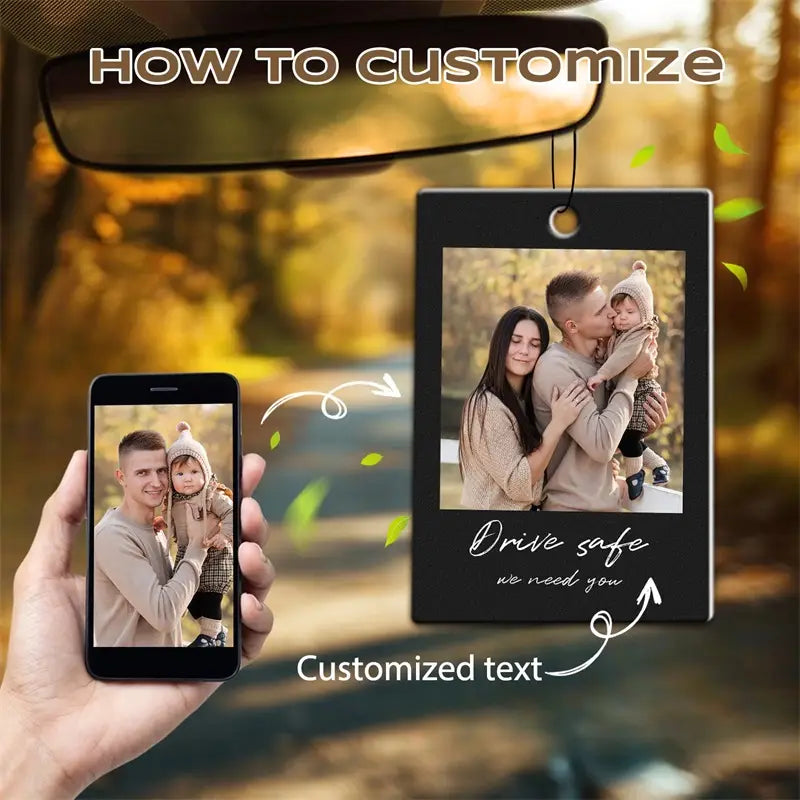 Schwarzer rechteckiger Autoduft aus strapazierfähigem Material mit bedrucktem Familienfoto und personalisiertem Text für ein personalisiertes Geschenk für einen Foto-Autoduft.