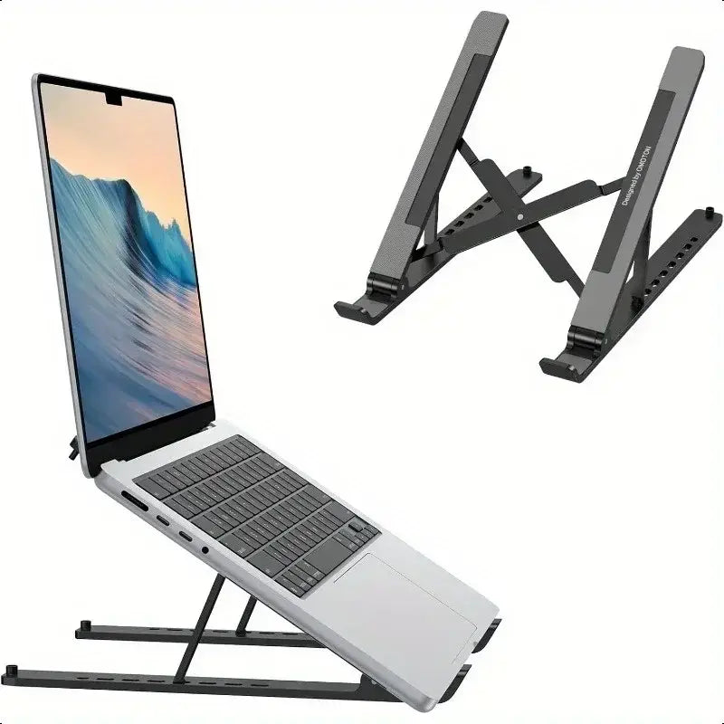 洗練されたミニマルデザインとマット仕上げを備えたブラックの調整可能なアルミ製ノートパソコンスタンド。折りたたみ式ホルダーを背面側から表示