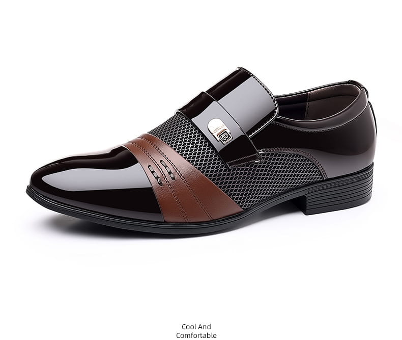 Zapatos de vestir de punta afilada de lujo para hombre en cuero negro y marrón con acabado brillante, paneles de malla y detalle de hebilla plateada.