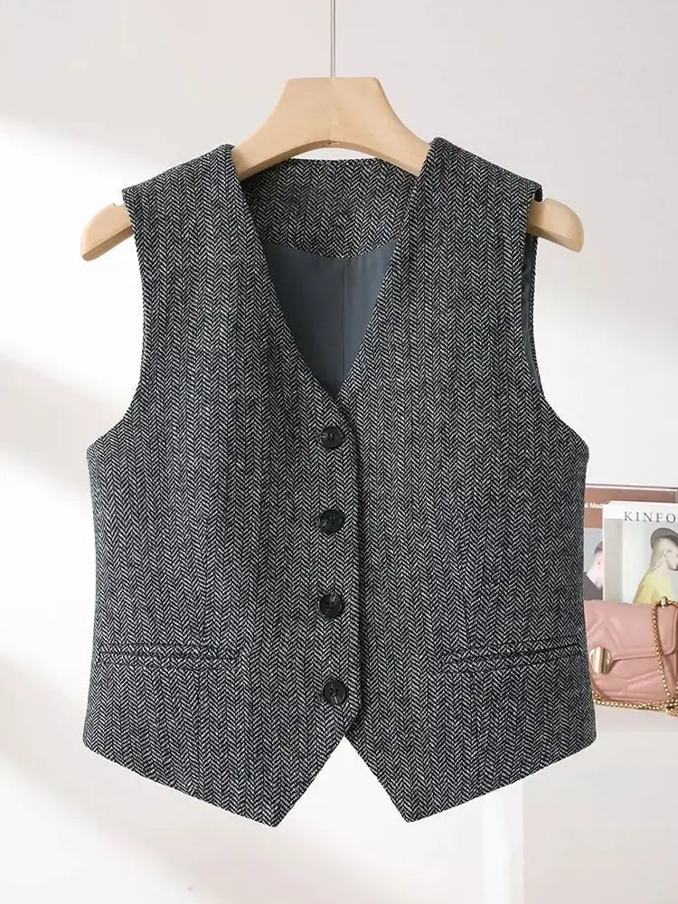 Women's Fashion Sleeveless Vests Casual V Neck Button Waistcoat Formal Business Tuxedo Shirt Slim Fit Cropped Blazer Vests