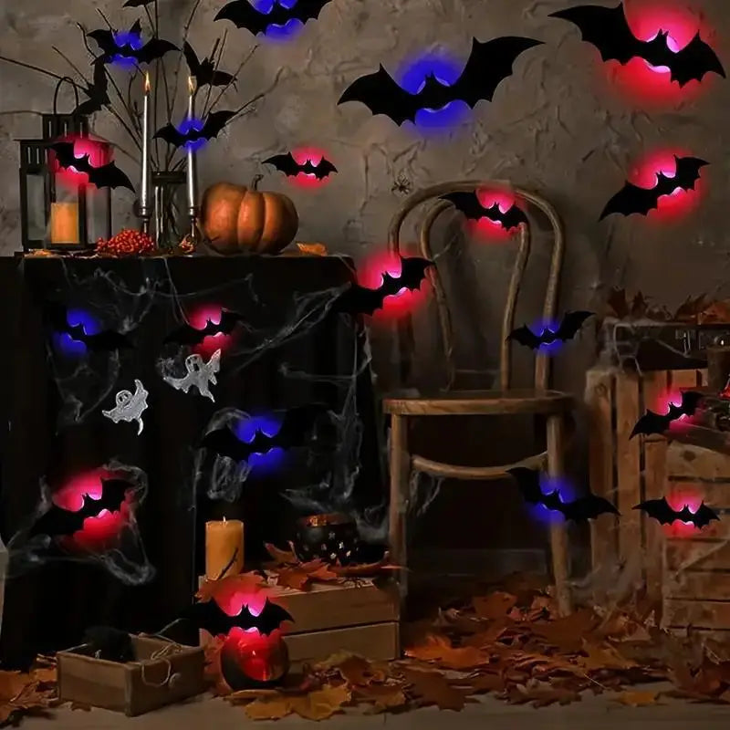 murciélagos estereoscópicos de plástico negro con luces LED rojas y azules en estado luminoso, diseñados como lámpara de noche con material PET.
