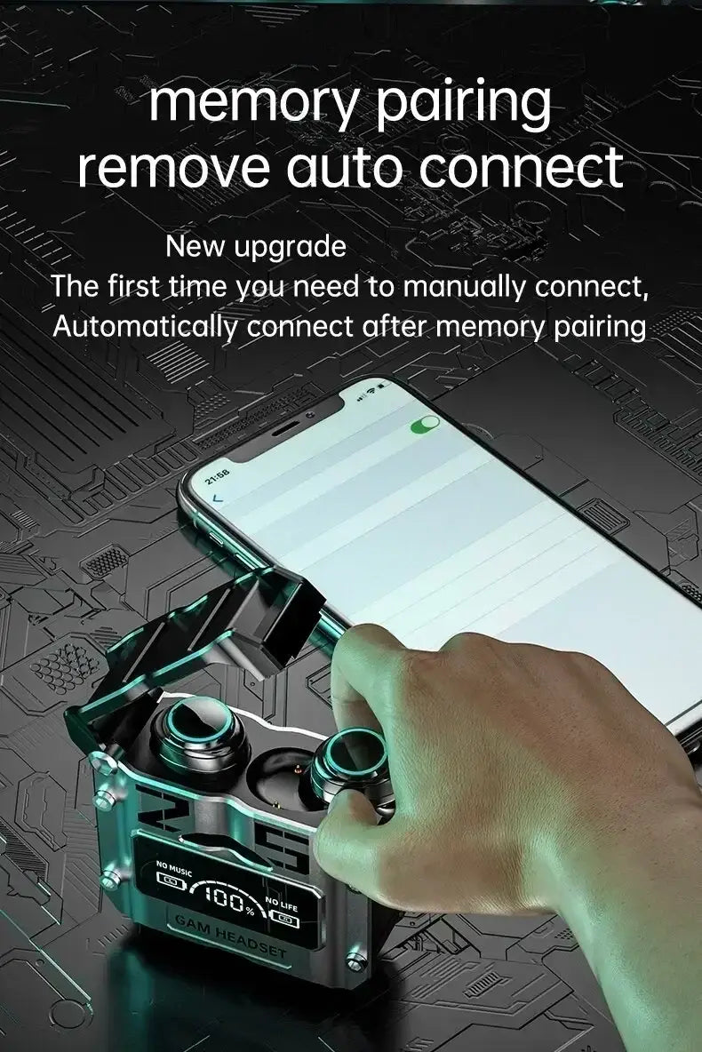 Estuche de carga de auriculares inalámbricos Bluetooth 5.3 metálico negro y teal, con diales de control circulares y pantalla digital que muestra el nivel de batería para un uso duradero.