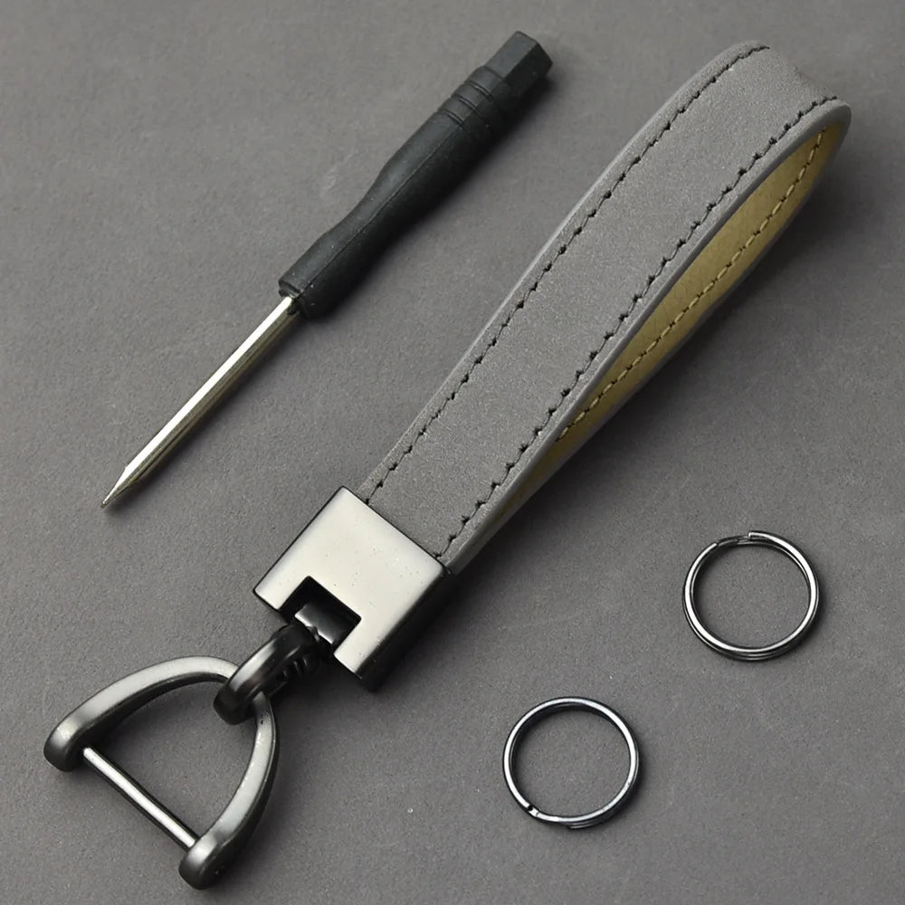 Car Key Chain Luxury Genuine Leather Keychain Pure Color Buckle Car Key Ring Car Accessories Gift Car Keychain Car Keychain