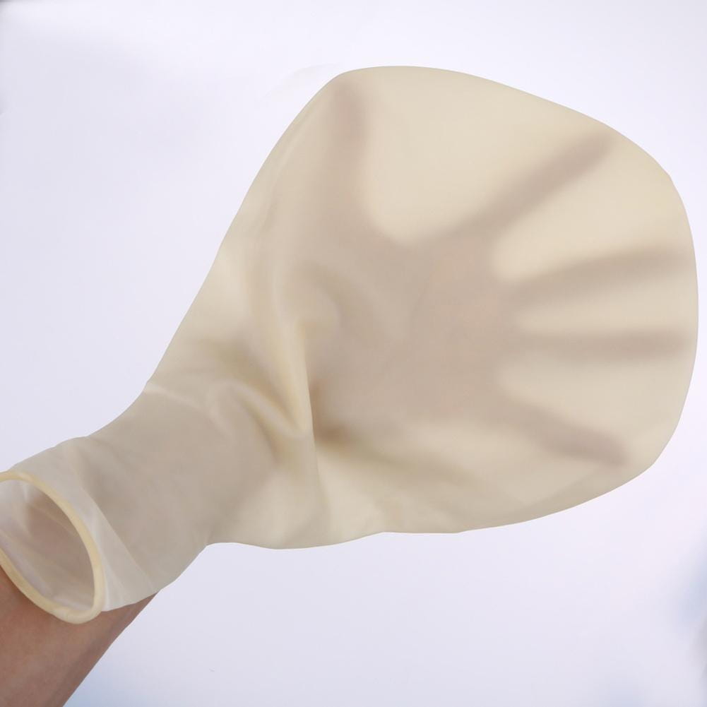 Ballon de mariage de 36 pouces en latex translucide beige clair, de forme arrondie légèrement gonflée et à col froncé, pour une décoration de fête romantique.