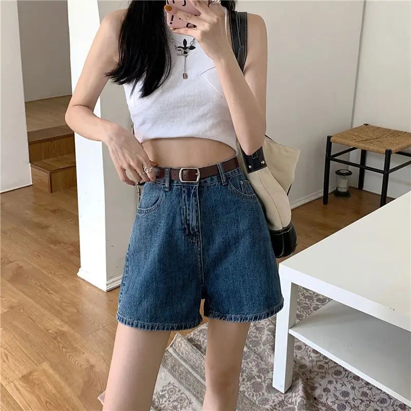 New Casual Blue Denim Shorts for Women Stylish Streetwear Loose Comfortable Short Jeans Classic Versatile Everyday Jean Shorts