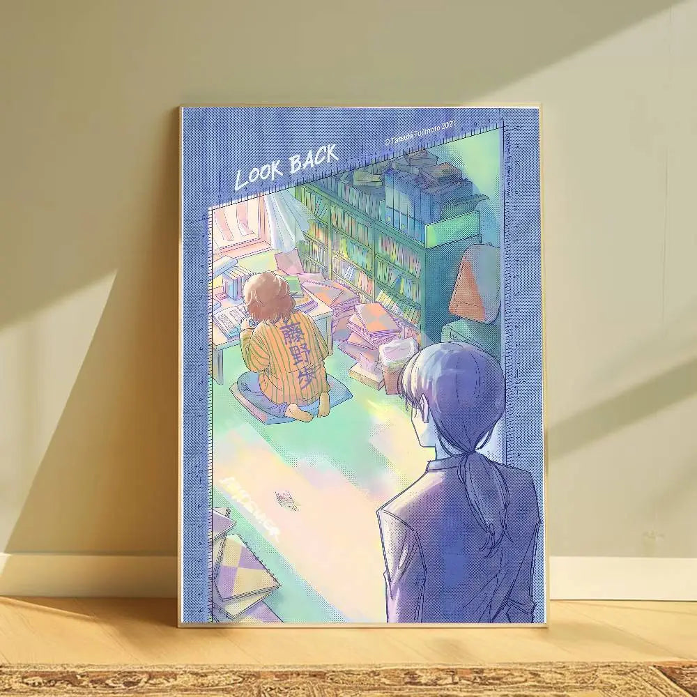 Póster retrográfica anime con marco azul que muestra personajes ilustrados en una habitación acogedora llena de libros, arte mural gráfico moderno ideal para decorar la sala de estar.