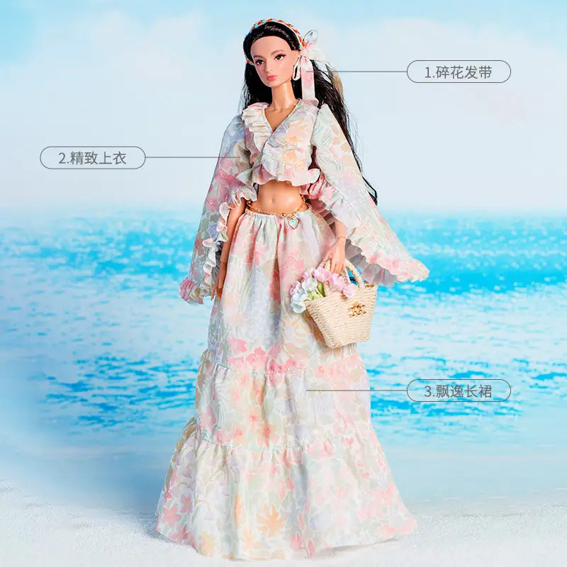 1／6スケールドール用ドレス小物アクセサリーとギフトセット。フリルの袖と段々（ティアード）スカートの、繊細なパステルフローラルの装い。