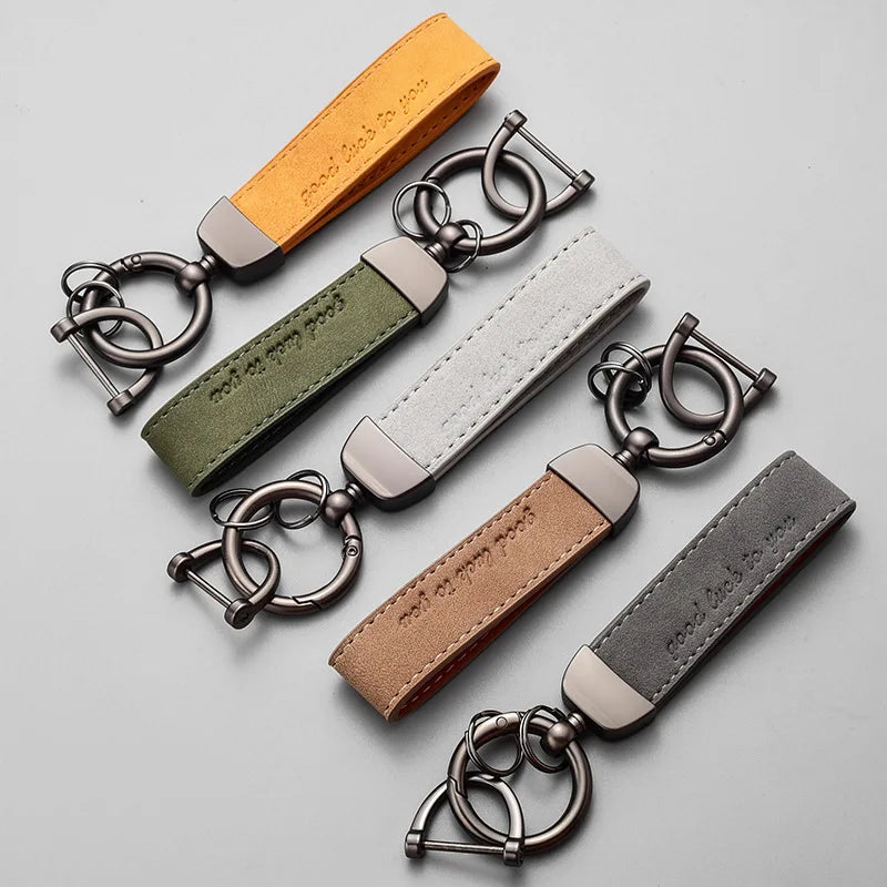 New Car Key Chain Luxury Genuine Leather Keychain Pure Color Buckle Car Key Ring Car Accessories Gift Car Keychain car keychain