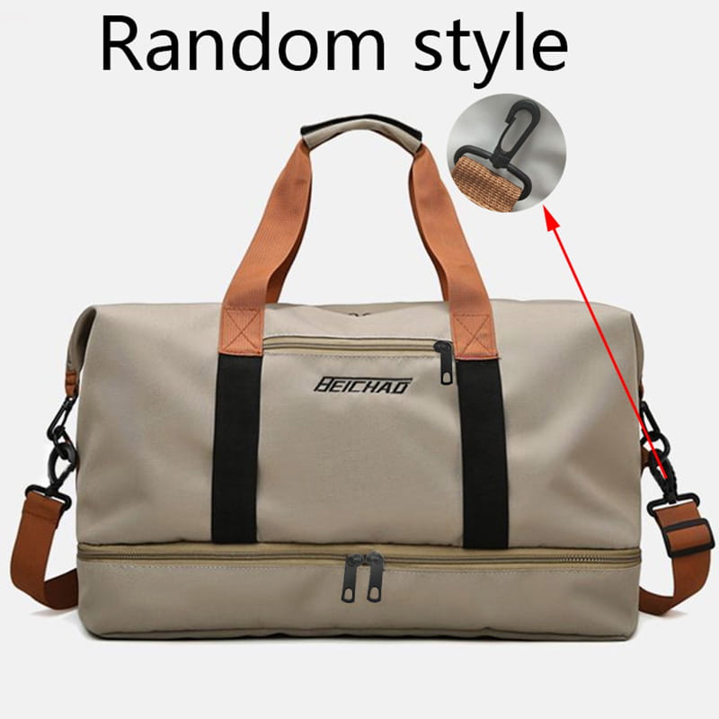 Sac de sport de voyage Beichao en tissu Oxford beige et brun avec accents de fermeture éclair noirs, présenté comme un sac weekender duffle de fitness.