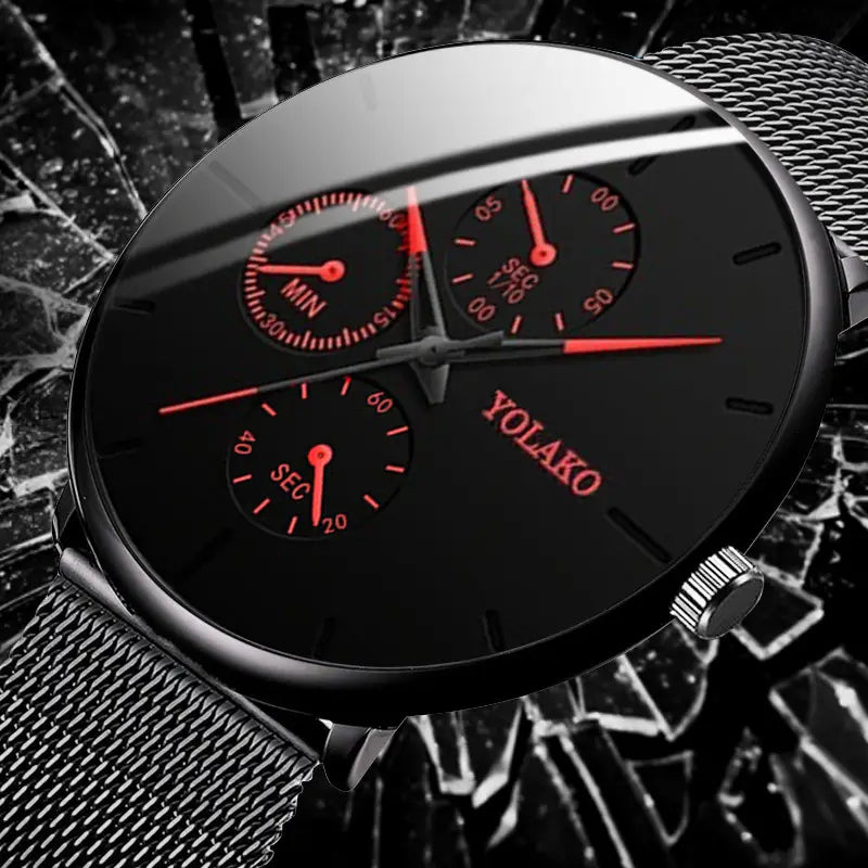 Montre à quartz à maille ultrafine noire chronographe Yolako pour hommes, avec des accents rouges et un bracelet en métal.