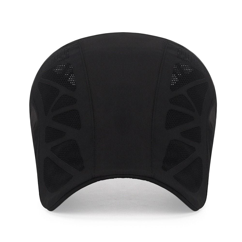 Casco de ciclismo con respaldo de malla negra, con patrones geométricos de ventilación mostrados desde la parte posterior, adecuado para conducir en verano y para actividades de golf.