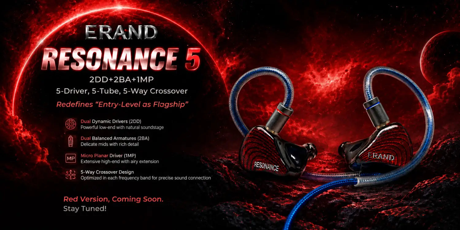 青色の編組ケーブルを備えた黒色および赤色のErand Resonance 5 ハイブリッドIEMで、5ウェイ・クロスオーバーおよびRLCクロスオーバーを搭載し、周波数特性を強化します。