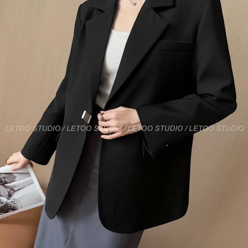 Black Blazer Women's Minimalist Design Long Sleeve Casual Office Blazer Solid Color Fashion Outerwear