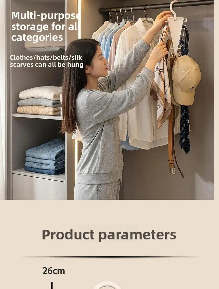 Support de cintres en plastique blanc en forme de V à plusieurs crochets, mettant en avant un organisateur de vêtements multifonction avec des crochets pour suspendre chapeaux, ceintures et écharpes