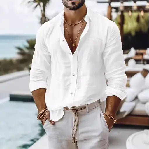 camisa de algodón de lino blanca de hombre para verano en la playa de botonadura sencilla, con mangas arremangadas y un ajuste relajado para estilo de verano en la playa