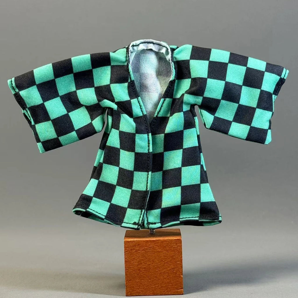 1/12 Scale Japanese Anime Kamado Tanjirou Plaid Cloth Kimono Coat Wire Shaped Short Cloak Clothes Model for Shf 6" Male Body