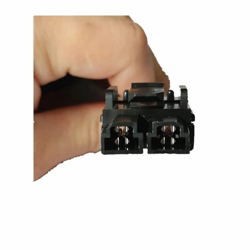 connecteur électrique automobile en plastique noir comportant deux rangées de quatre bornes chacune à l’arrière du cordon d’alimentation rkn4152a pour les dispositifs d’interphonie Motorola