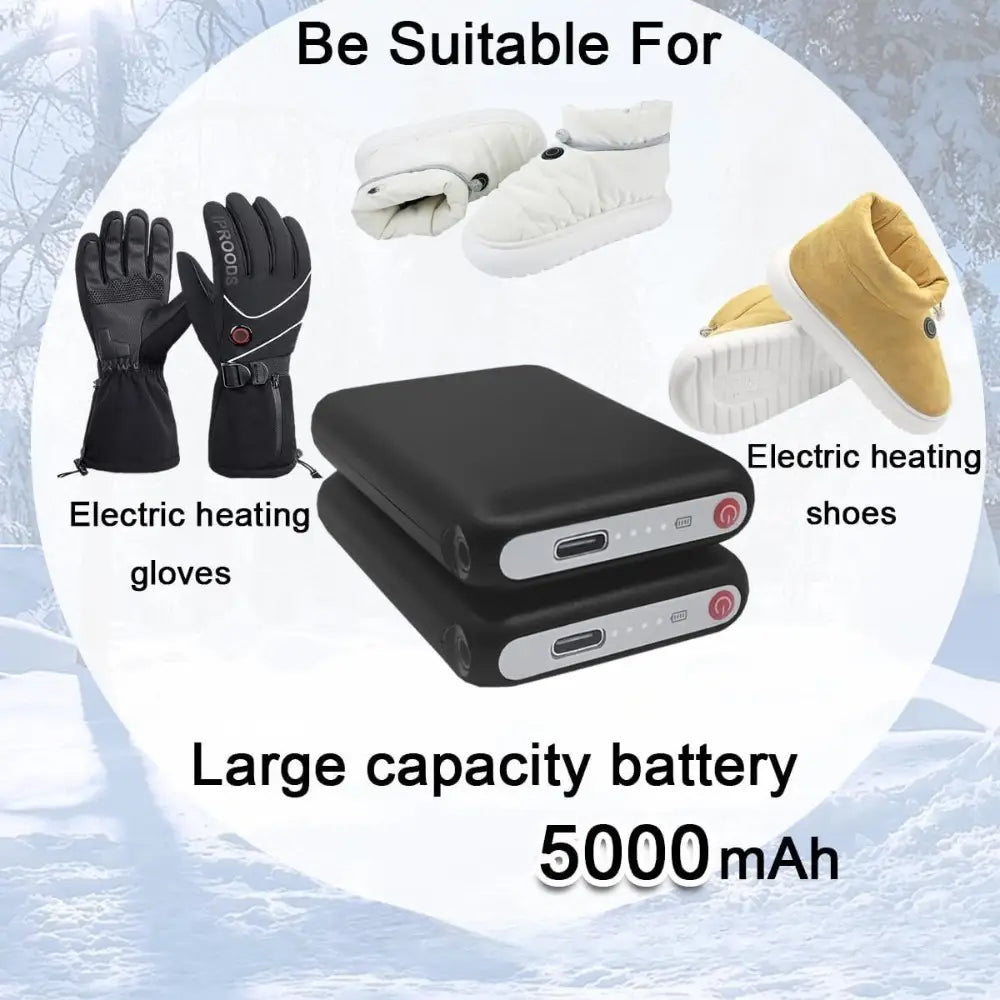 Banco de energía mini rectangular negro con detalles plateados y puertos USB-C, diseñado como batería para guantes calefactados con capacidad de 5000 mAh para su uso en guantes calefactados.