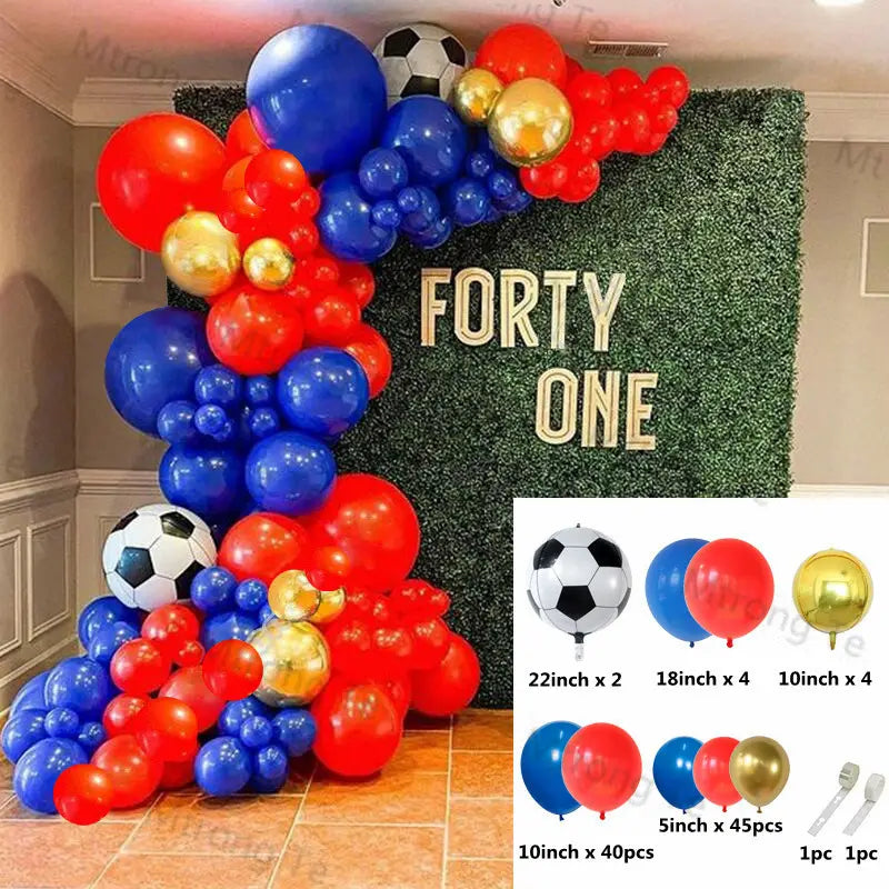 スポーツのお祝いに適した、サッカーをテーマにしたアクセント付きの鮮やかな赤・青・金のサッカーボールのガーランドアーチキット。