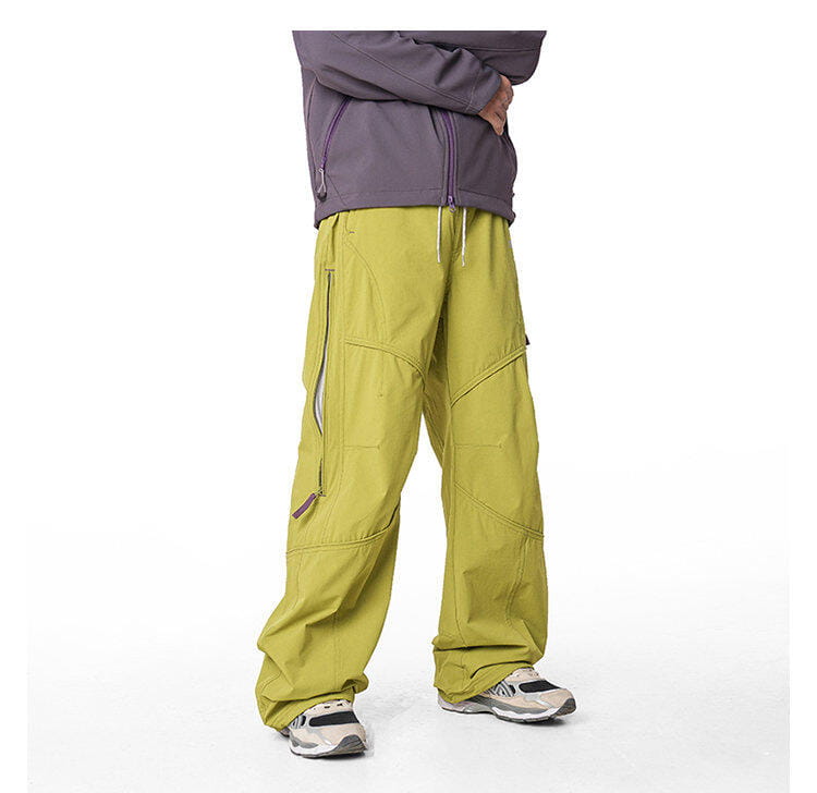 pantalones cargo impermeables de senderismo para hombre en verde oliva, con múltiples bolsillos y tejido de secado rápido, con un ajuste relajado.