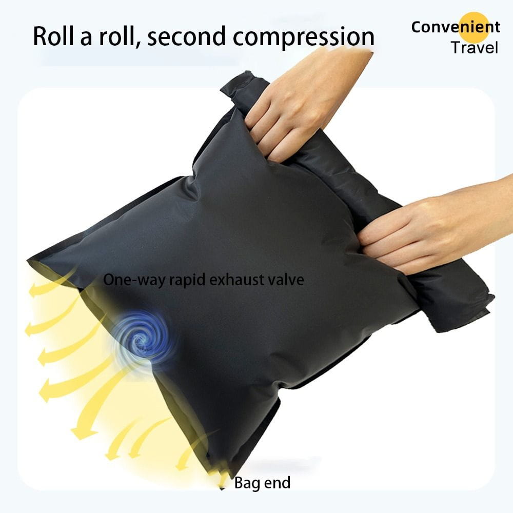 Oreiller de voyage gonflable noir avec valve d’extraction rapide unidirectionnelle pour une compression pratique, doté de la technologie de sac de stockage sous vide dans des sacs sous vide à enrouler pour les voyages.