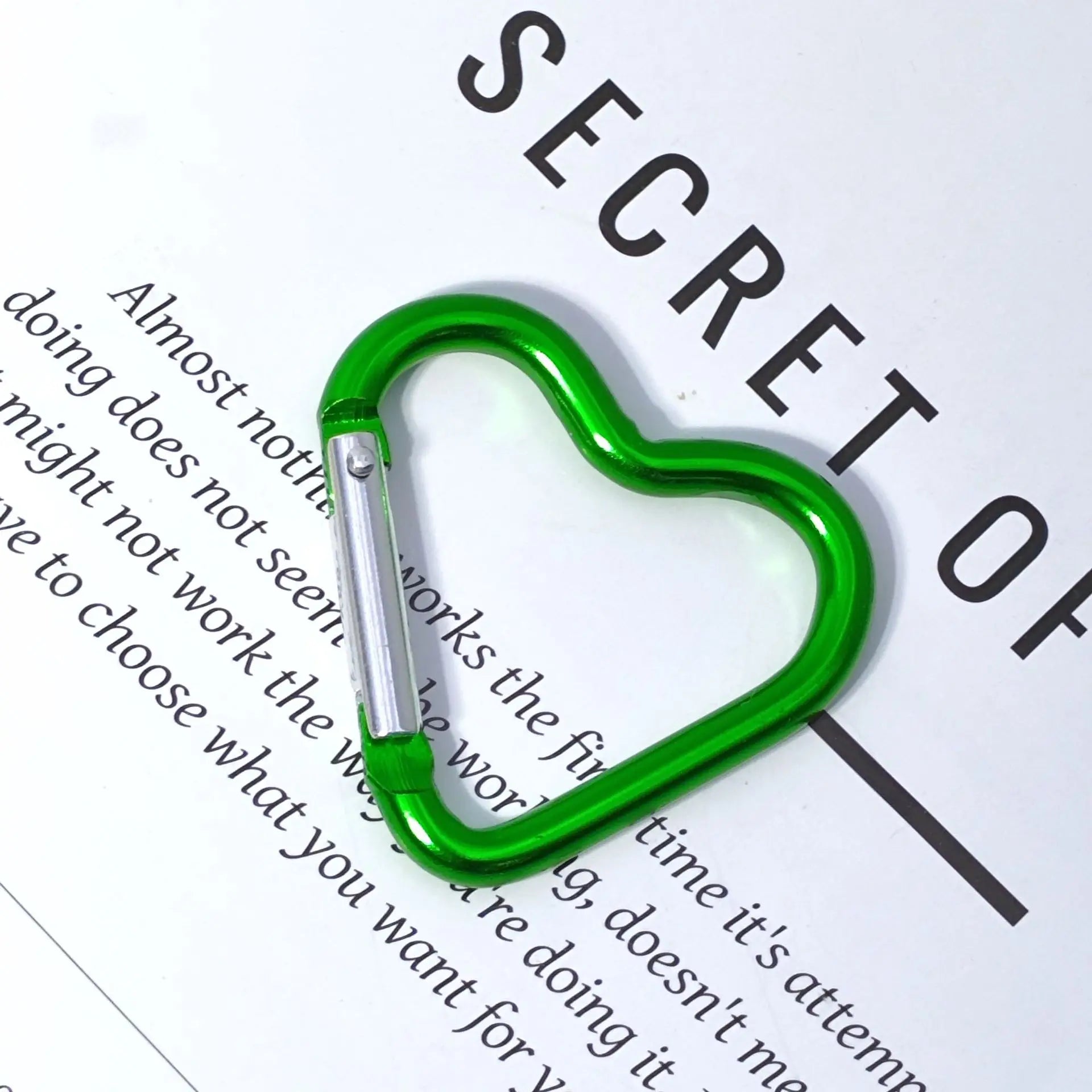 Travel Kit Accessories Outdoor Keyring  Heart-shaped Aluminum Carabiner Key Chain Clip Water Bottle Buckle Keychain Bag Hanging