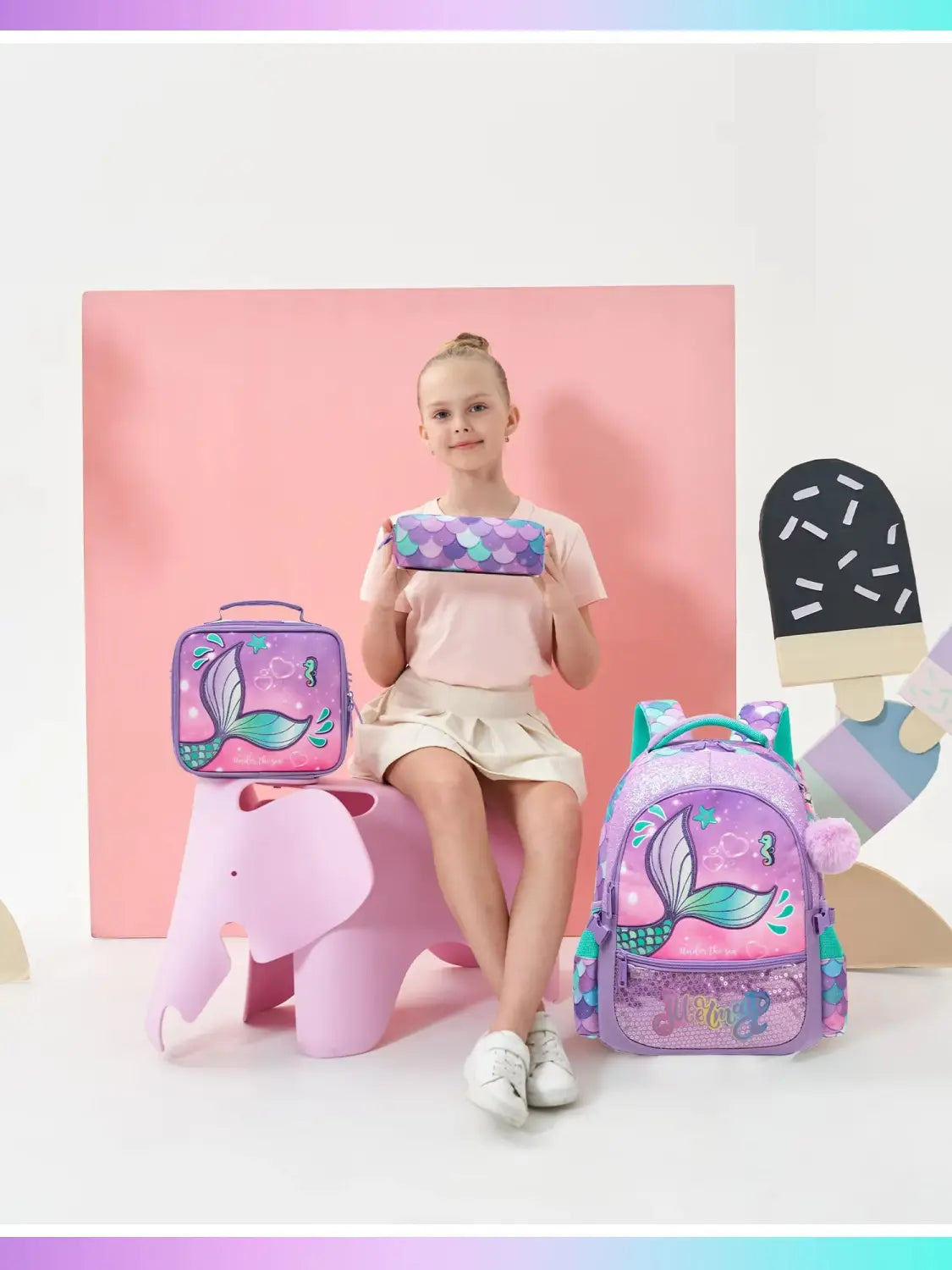 Schulrucksack-Set für Meerjungfrauen-Mädchen in Lila und Pink mit Lunchbox, mit glitzernden Akzenten und einem weichen Pompon-Griff für die Nutzung in der Schule
