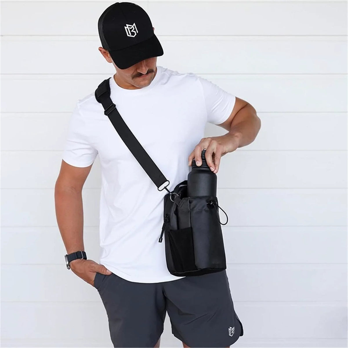 Magnetic Gym Bag Large Capacity Magnetic Carrier Bag With Phone Pocket Portable Gym Water Bottle Pouch Gym Accessories Organizer