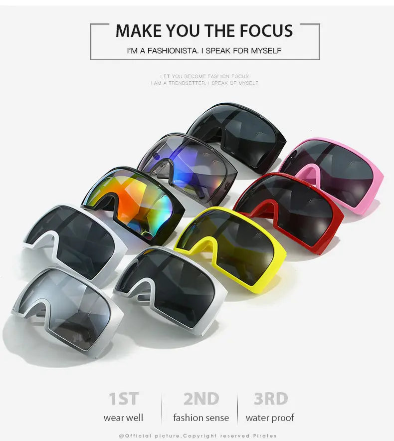 Futuristische Schild-Sonnenbrille für Herren UV400 in Schwarz mit farbenfrohem, übergroßem, kräftigem Rahmen in Pink, Rot, Gelb, Weiß und Schwarz.