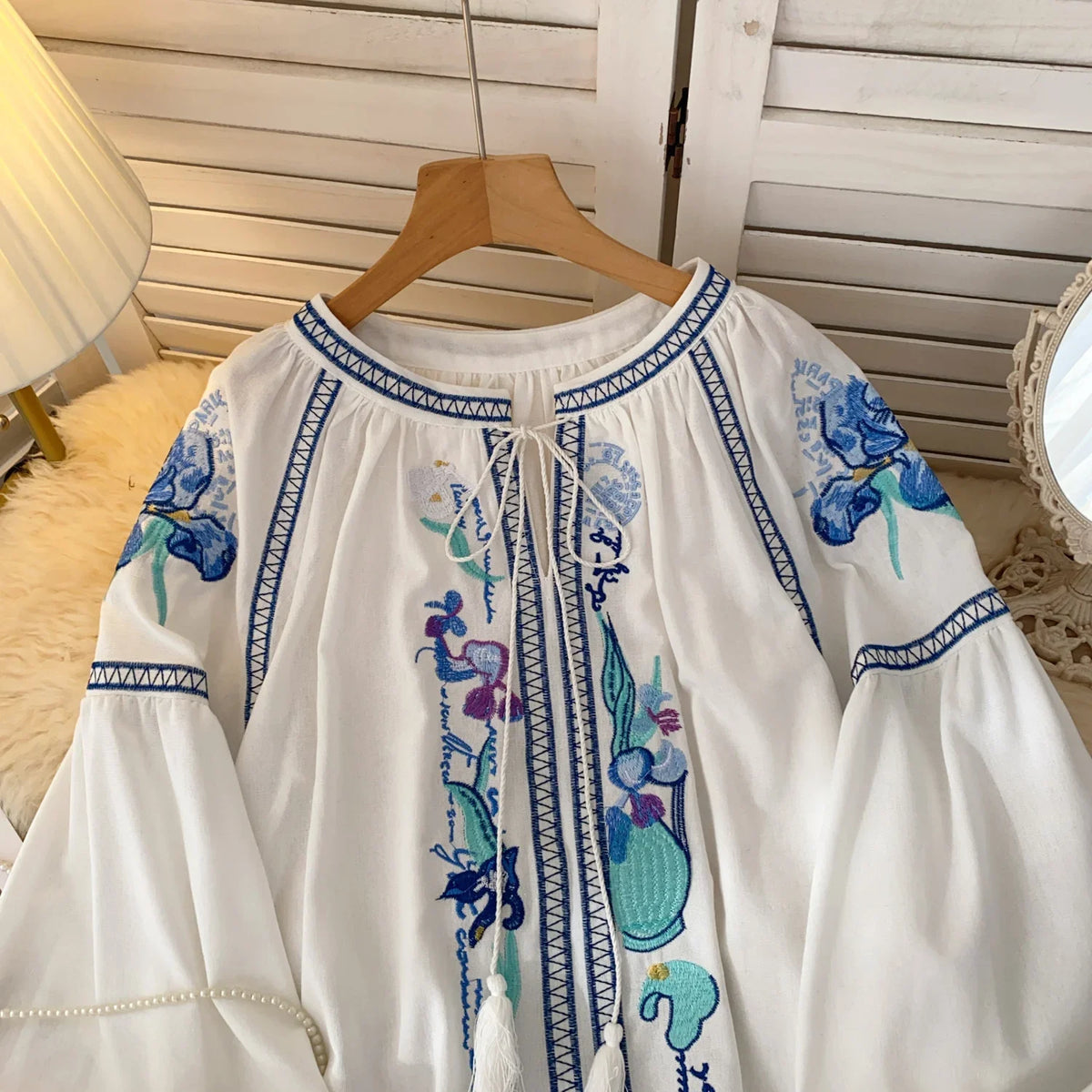 Cotton Ethnic Floral Embroidery Women Blouses Shirts Autumn Casual V Neck Tassel Lace-up Lantern Long Sleeve Blouse Boho Tops