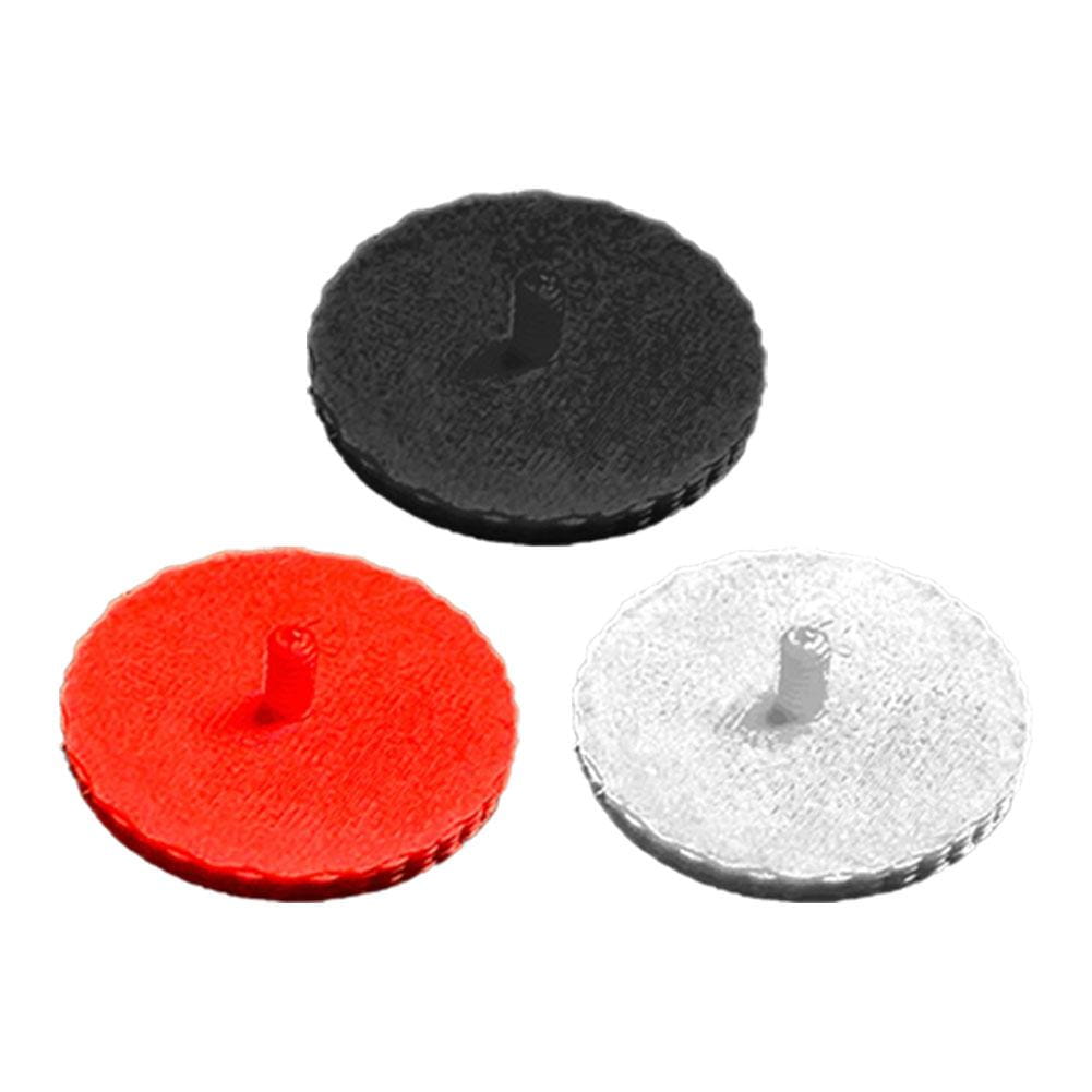 Trois capuchons de vis circulaires texturés imprimés en 3D pour le remplacement du téléphone CMF 1, en rouge, noir et argent, avec des protubérances centrales, pour un usage d’accent personnalisé
