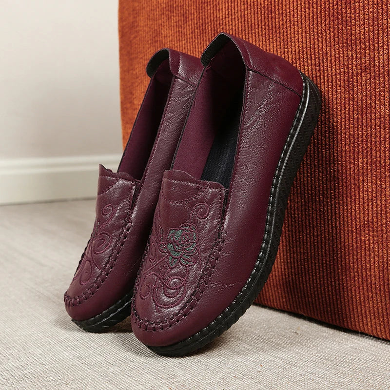 Women's Comfort Mom Leather Shoes, Retro Floral Embroidered Slip On Loafers, Soft Non-Slip Wedge Sole Daily Casual Footwear